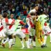 Jugadores de Perú celebran tras su victoria en penales sobre Uruguay en los cuartos de final de la Copa América 2019, en la Arena Fonte Nova de Salvador, Brasil, el 29 de junio de 2019. Foto: Mauricio Dueñas Castañeda / EFE.