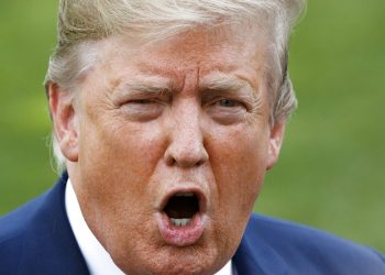 El presidente Donald Trump habla con la prensa sobre el testimonio ante el Congreso del exfiscal especial Robert Mueller en miércoles 24 de julio de 2019 en la Casa Blanca en Washington. Foto: Jacquelyn Martin / AP.