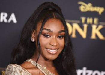 Normani llega al estreno mundial de "El rey león" en el cine El Capitán, en Los Ángeles, el martes 9 de julio del 2019. Foto: Chris Pizzello / Invision / AP.