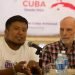 Los integrantes de la Caravana Pastores por la Paz David López (i) y Colin Stuart, durante una conferencia de prensa de la organización religiosa, este jueves en La Habana. Foto. Yander Zamora / EFE.