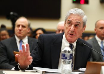 Robert Mueller declara ante la Comisión de Asuntos Jurídicos de la Cámara de Representantes en el Congreso en Washington el 24 de julio del 2019. Foto: Andrew Harnik / AP.