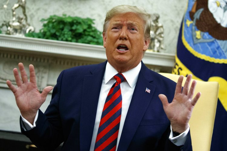 El presidente Donald Trump habla durante un encuentro con el primer ministro australiano Scott Morrison en la Oficina Oval de la Casa Blanca, en Washington, el viernes 20 de septiembre de 2019. Foto: Evan Vucci / AP.