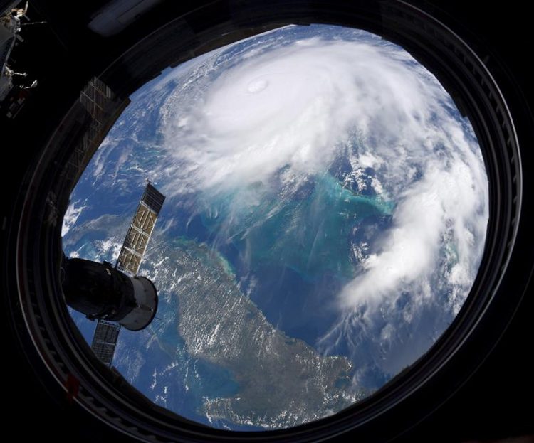 Fotografía cedida por la NASA y tomada por el astronauta Christian Koch que muestra el huracán Dorian desde la Estación Espacial Internacional. Foto: Christian Koch/NASA/EFE.