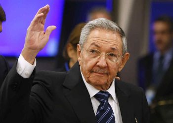 Foto de archivo del Raúl Castro llegando a una sesión de la Asamblea General de la ONU, en Nueva York, EE.UU., en sus últimos años como presidente de Cuba. Foto: Jason DeCrow / AP / Archivo.