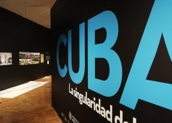 Exposición "Cuba. La singularidad del diseño", inaugurada el 5 de octubre de 2019 en el Museo de Arte Moderno en Ciudad de México. Foto: @SCT_mx / Twitter.