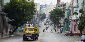 Calle San Lázaro, en La Habana. Foto: Otmaro Rodríguez.