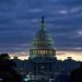 El Capitolio al amanecer después de que la presidenta de la Cámara de Representantes Nancy Pelosi anuciara que dicha cámara votará una resolución para afirmar la investigación de juicio político contra el presidente Donald Trump, el martes 29 de octubre de 2019, en Washington. (AP Foto/J. Scott Applewhite)