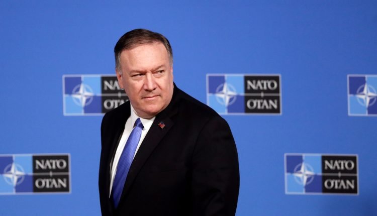 El secretario de Estado Mike Pompeo durante un reunión de la OTAN en Bruselas el miércoles. Foto: EFE/EPA/OLIVIER HOSLET