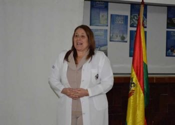 La doctora Yoandra Muro, jefa de la Misión-Médica cubana en Bolivia. Foto: Radio Reloj.