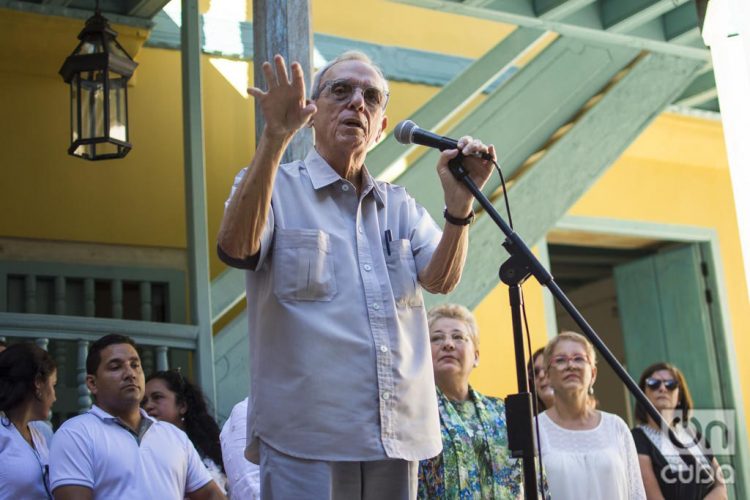 El historiador de La Habana, Dr. Eusebio Leal, habla a la prensa en el Convento de Santa Clara, el lunes 4 de noviembre de 2019. Foto: Otmaro Rodríguez.