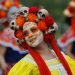 Miembros de una coreografía participan en el desfile del Día de Muertos en la Ciudad de México, el sábado 2 de noviembre de 2019. (AP Foto/Ginnette Riquelme)