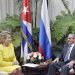 El expresidente cubano y líder del Partido Comunista de la Isla, Raúl Castro, conversa con la presidenta del Senado de Rusia, Valentina Matvienko, en La Habana, el 16 de noviembre de 2019. Foto: @PresidenciaCuba / Twitter.