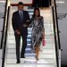 El Rey Felipe VI y la Reina Letizia a su llegada esta noche al aeropuerto Internacional José Martí en La Habana, donde inician un viaje oficial de cuatro días a Cuba, y que se enmarca en la conmemoración de los 500 años de la fundación de La Habana. Foto: Juan Carlos Hidalgo / EFE.