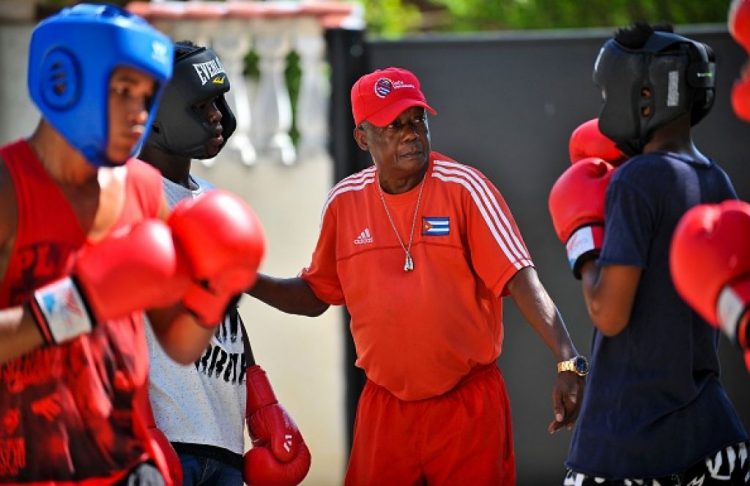 El destacado boxeador y entrenador Jorge Hernández falleció la pasada semana en La Habana. Foto: Tomada de Cubasí.