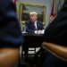 Donald Trump habla durante una breve mesa redonda de negocios en la Casa Blanca, el viernes 6 de diciembre de 2019, en Washington. (AP Foto/ Evan Vucci)