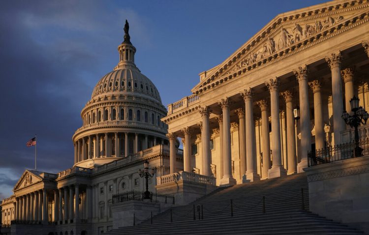 Fotografía de archivo del Capitolio, el 8 de noviembre de 2019. La sede del Congreso ha sido escenario de audiencias abiertas en la investigación para decidir si se le hace un juicio político al presidente Donald Trump. Foto: AP/J. Scott Applewhite