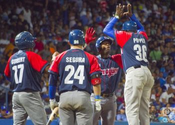 Los Toros dieron una gran demostración y son los primeros finalistas de la 59 Serie Nacional de Béisbol. Foto: Otmaro Rodríguez.