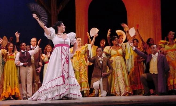 Puesta de la zarzuela "Cecilia Valdés", protagonizada por el Teatro Lírico Nacional de Cuba. Foto: Cuba Sí / Archivo.