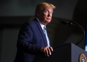 El presidente Trump interviene en el acto "Evangelicals for Trump Coalition Launch" en el King Jesus International Ministry, el 3 de enero de 2020, en Miami. Foto: Evan Vucci/AP.