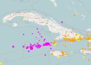 Mapa de los movimientos sísmicos registrados en los últimos días en los alrededores de Cuba. En rosado, los de las últimas 24 horas, entre el 28 y el 29 de enero de 2020. Infografía: Centro Nacional de Investigaciones Sismológicas de Cuba (CENAIS).