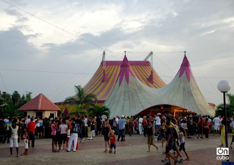 Carpa Trompoloco, sede del Circo Nacional de Cuba y del Festival Internacional CirCuba. Foto: Kaloian / Archivo.