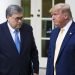 El secretario de Justicia William Barr y el presidente Donald Trump después de una conferencia de prensa en la Casa Blanca. Foto: Alex Brandon/AP. Archivo)