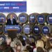 El precandidato presidencial Mike Bloomberg habla durante un evento de campaña en Hardywood Park Craft Brewery en Richmond, Virginia, el sábado 15 de febrero de 2020. (James H. Wallace/Richmond Times-Dispatch vía AP)