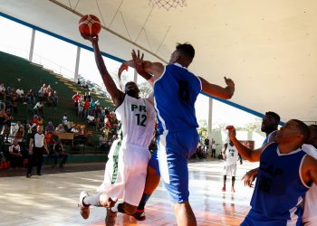 Partido de la Liga Superior de Baloncesto (LSB) en Cuba. Foto: Calixto N. Llanes / Jit / Archivo.