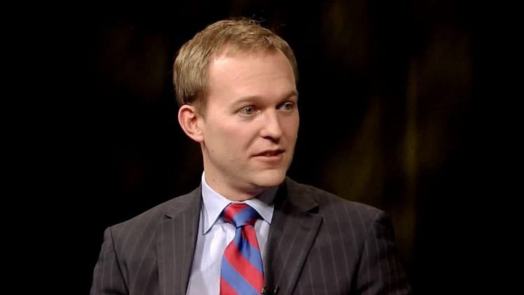 El representante Ben McAdams (D-Utah). Foto: PBS.