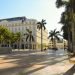 El Parque Central en La Habana, vacío en estos días de coronavirus. Fotos: Otmaro Rodríguez.