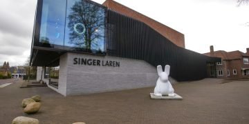 El museo Singer Laren, en Laren, Holanda, de donde fue robada una pintura de Vincent van Gogh aprovechando lçsu cierre por la pandemia de coronavirus, el lunes 30 de marzo del 2020. Foto: Peter Dejong / AP.