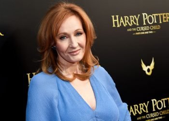 J.K. Rowling, autora de la serie de libros sobre el niño mago Harry Potter. Foto: Evan Agostini / Invision / AP / Archivo.