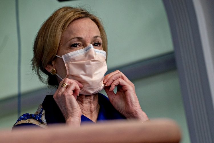 Deborah Birx, una de las líderes de grupo de trabajo de la Casa Blanca contra el coronavirus. Foto: Andrew Harrer / EFE.