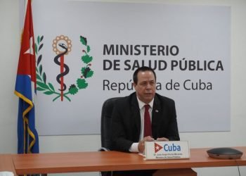 El ministro de Salud Pública de Cuba, Dr. José Ángel Portal, durante su intervención virtual en la 73a Asamblea Mundial de la Salud, el 18 de mayo de 2020. Foto: @MINSAPCuba / Twitter.