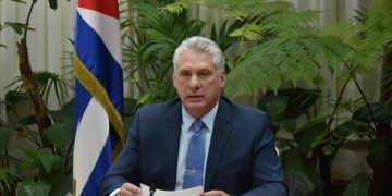 El presidente cubano Miguel Díaz-Canel durante su intervención en la Cumbre Virtual "Unidos contra la Covid-19" del Movimiento de Países No Alineados. Foto: Estudios Revolución / Granma.