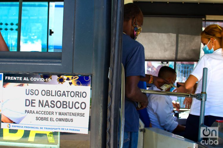 Los ómnibus tienen normas para transportar pasajeros. Foto: Otmaro Rodríguez