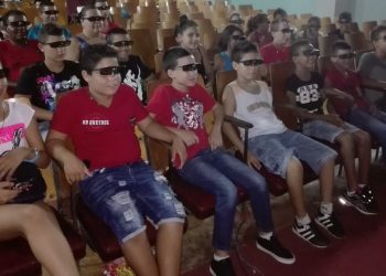 El 3D es una de las tecnologías de moda en las salas de cine de Cuba. Foto: desdeelvallecubiteño.wordpress