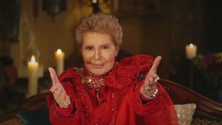 Disponible en Netflix, "Mucho Mucho Amor: La leyenda de Walter Mercado", de las realizadoras Cristina Costantini y Kareem Tabsch.