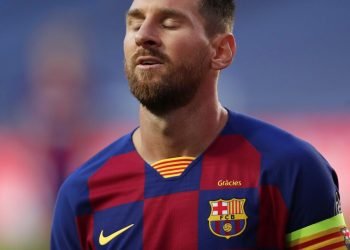 El delantero argentino del Barcelona Lionel Messi reacciona durante el partido de cuartos de final de la Liga de Campeones contra el Bayern Múnich, el 14 de agosto, en Lisboa. Foto: AP/Manu Fernández.