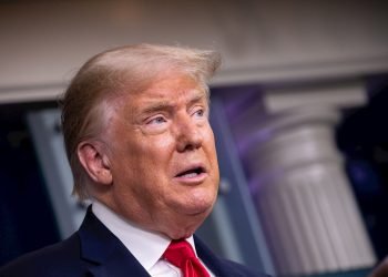 El presidente de EE.UU., Donald Trump, durante una rueda de prensa en la Casa Blanca, el 14 de agosto del 2020. Foto: Kevin Dietsch/EFE.