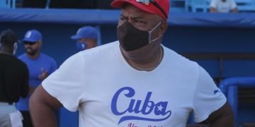 Guillermo Carmona, mánager del equipo de béisbol Industriales, que representa a la capital cubana. Foto: Boris Luis Cabrera/Tribuna de La Habana.