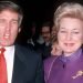 El presidente Donald Trump con Maryanne Trump Barry en New Jersey, 1990. Foto: Ron Galella/ via axios.com