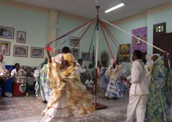 Tumba Francesa La Caridad, de  Santiago de Cuba. Foto: Globe Secret.