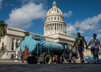 Imagen de Sanne Derks que integra su serie “Manifiesto del agua”. Foto: Cortesía de Sanne Derks.