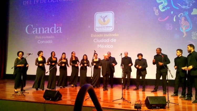 Vocal Leo, una de las dos agrupaciones vocales cubanas premiadas en Festival/Concurso Internacional de Música Coral “A Ruginit Frunza Din VII” en Chisinau, Moldavia. Foto; Guitar Center.