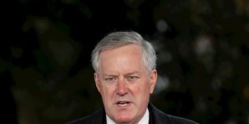 Fotografía tomada el pasado 25 de octubre en la que se registró al jefe de gabinete de la Casa Blanca, Mark Meadows, en Washington DC (EE.UU.) Foto: Yuri Gripas / EFE / Archivo.