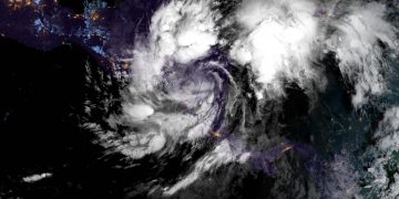Imagen de satélite de la tormenta tropical Eta. Foto: nhc.noaa.gov/Facebook.