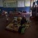 Evacuados por las lluvias del huracán Eta, en Bilwi, costa norte de Nicaragua. Foto: Jorge Torres/EFE.