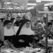 Navidades en el Ten Cent de La Habana. Foto de Ernesto Fernández para la revista Carteles.