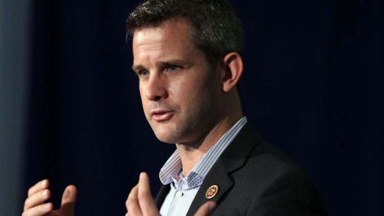 El representante republicano Adam Kizinger. Foto: Chicago Tribune.